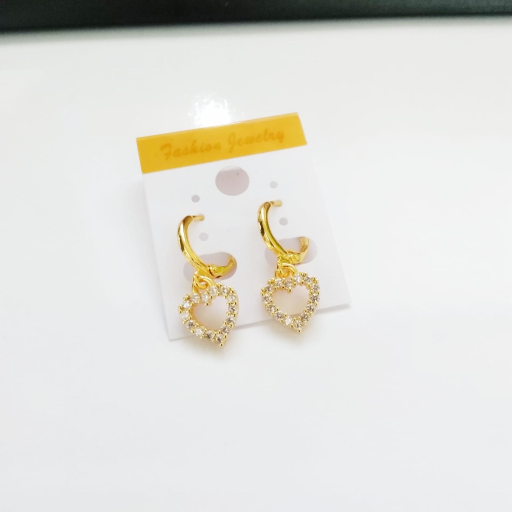 AV262 Grosir Anting Klip Juntai Permata Motif Love