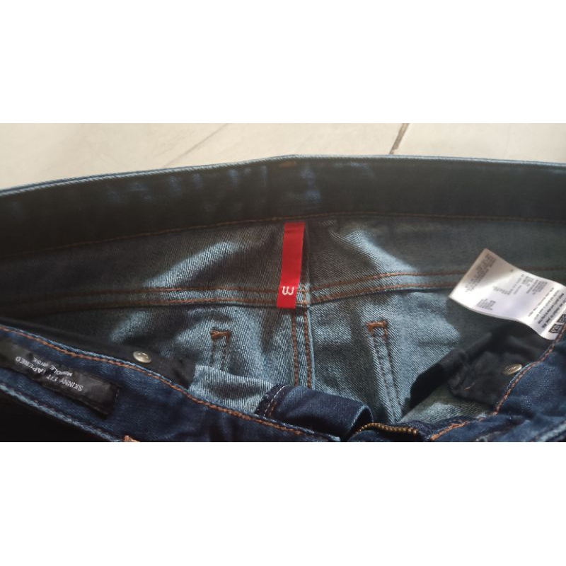 uniqlo jeans wanita
