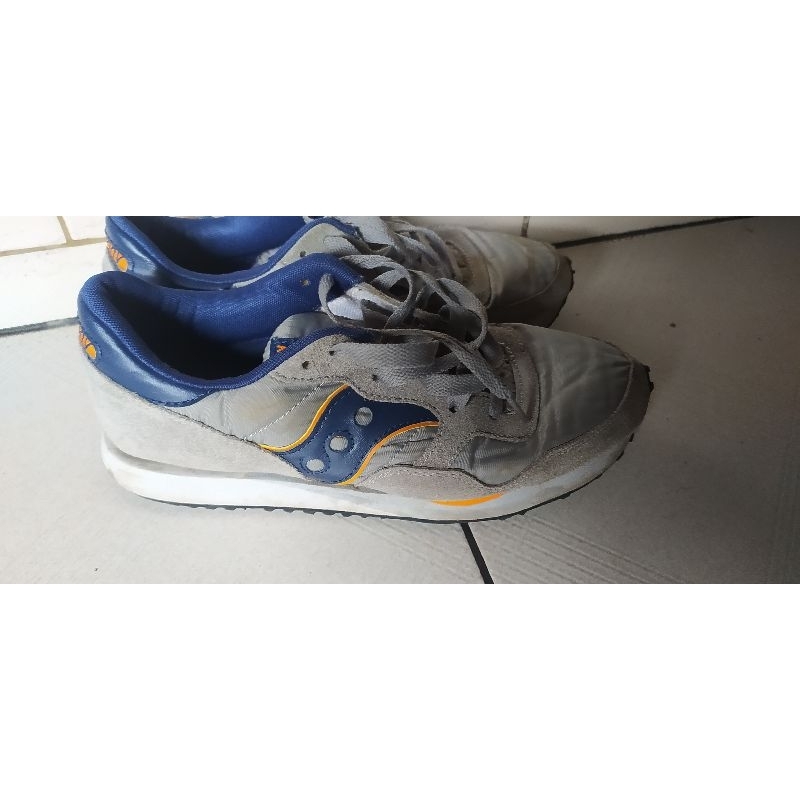 saucony dxn