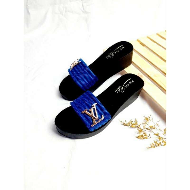 Arkn Sandal wanita Selop Wedged Lv terbaru