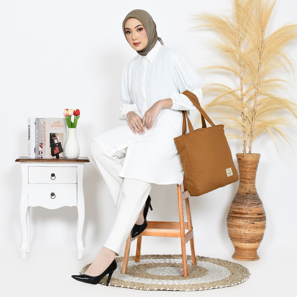 Carravelle - Totebag Resleting Wanita Bahan Kanvas Sueding polos dan Canvas motif Tebal Lembut Bisa Custom Sablon Untuk Tas Seminar Souvenir Gift Pernikahan