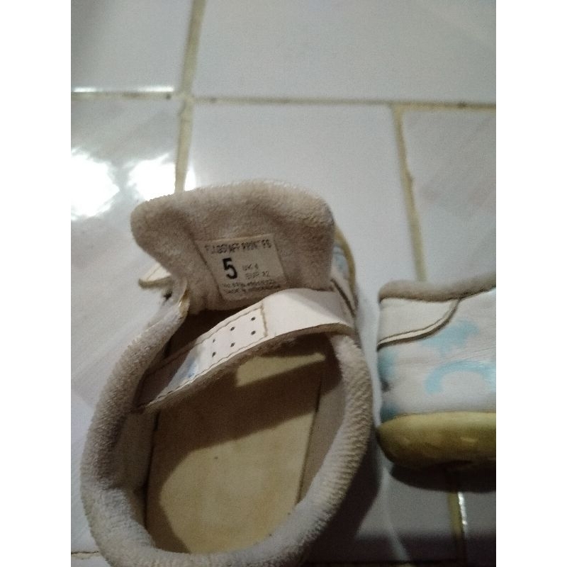 sepatu anak toezone