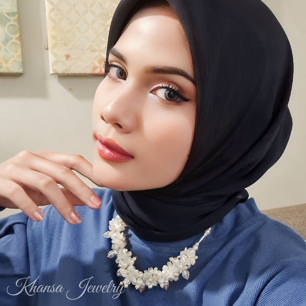 Kalung Hijab Beads Necklace Crystal Kalung Kondangan Kelopak Bunga - KH021