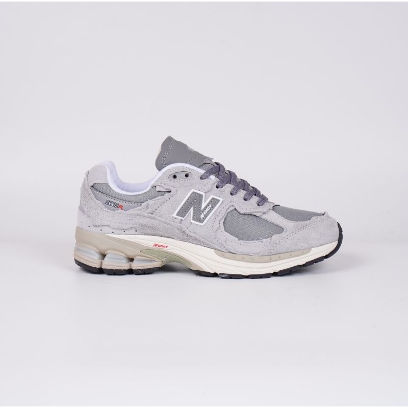 Sepatu New Balance 2002r Protection pack Grey Silver