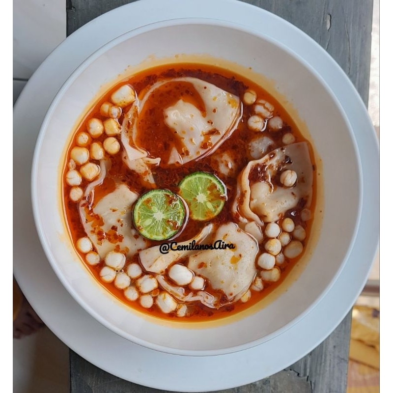 

Pangsit ayam tulang rangu kuah