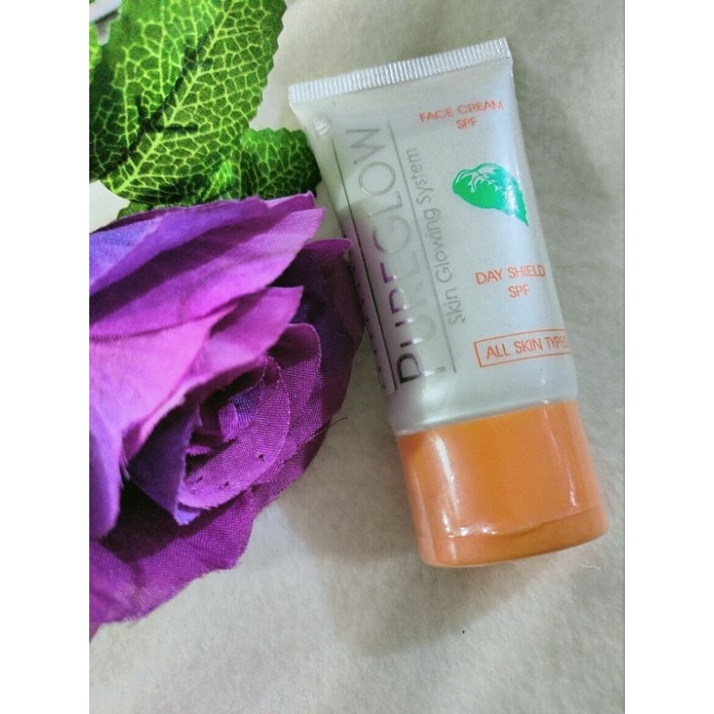 PUREGLOW Skin Glowing System Face Cream SPF