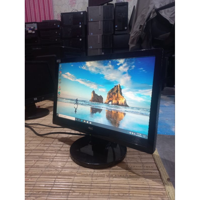 Monitor LCD berbagai merk 16inci widescreen