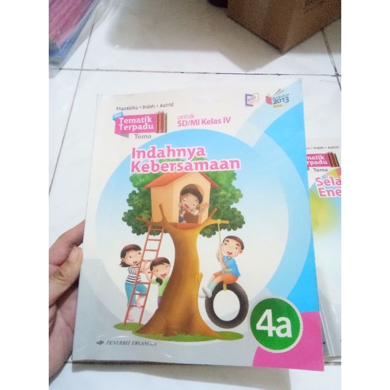 

Buku Tematik Terpadu Penerbit Erlangga kelas 4 jilid a-i