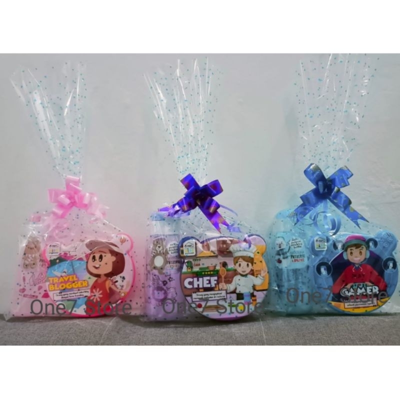 

Souvenir Ulang Tahun Botol Minum dna Tempat Makan Bingkisan Ulang Tahun