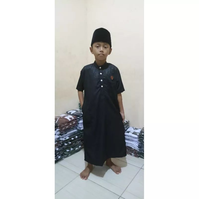 pakaian muslim anak laki jubah/gamis lengan pendek bahan embos