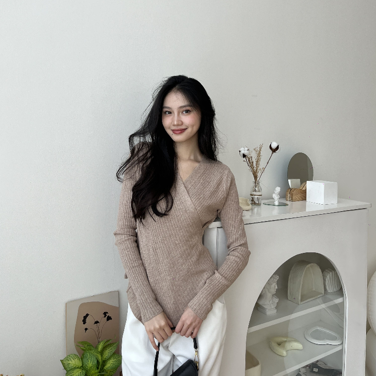 Eyri Knit Blouse - Atasan Rajut - Korean Casual Top