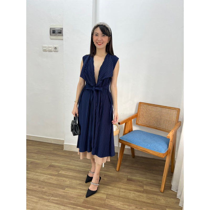 Vyonetta Pleat Vest | vest wanita | outer pleat