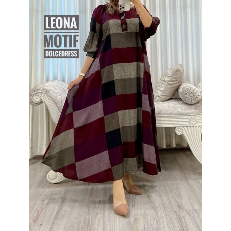 Leona motif by dolce