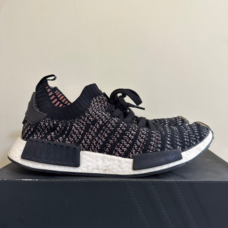 NMD R1 Black