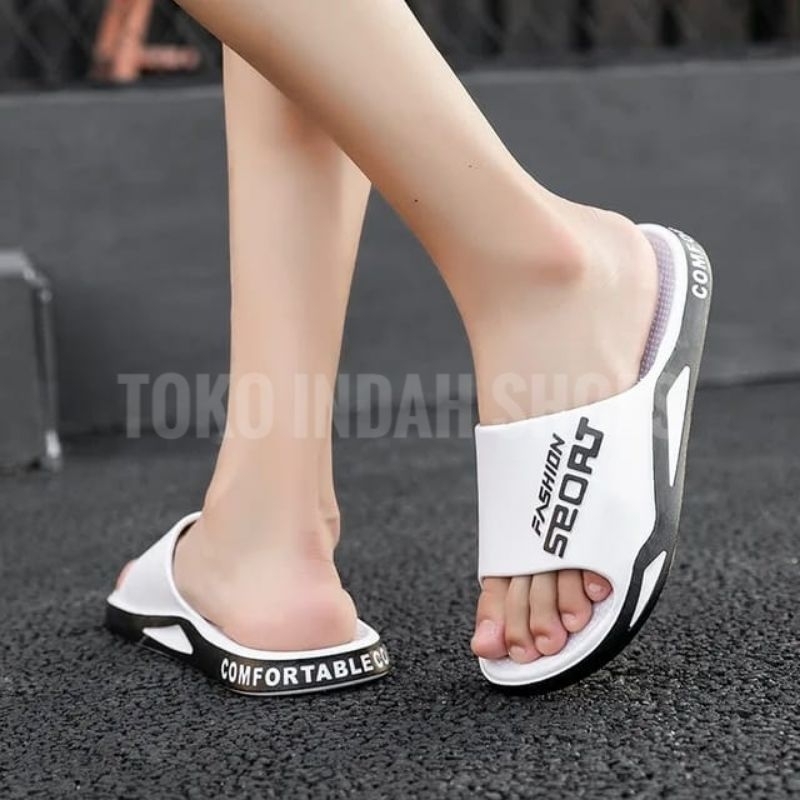 Sandal Pria Terbaru Sandal selop laki laki Import Sendal Cowok Anti slip Viral Sandal Karet Pria Nyaman Kekinian Sandal Cowok Lentur Empuk Sandal slip-on Trendy