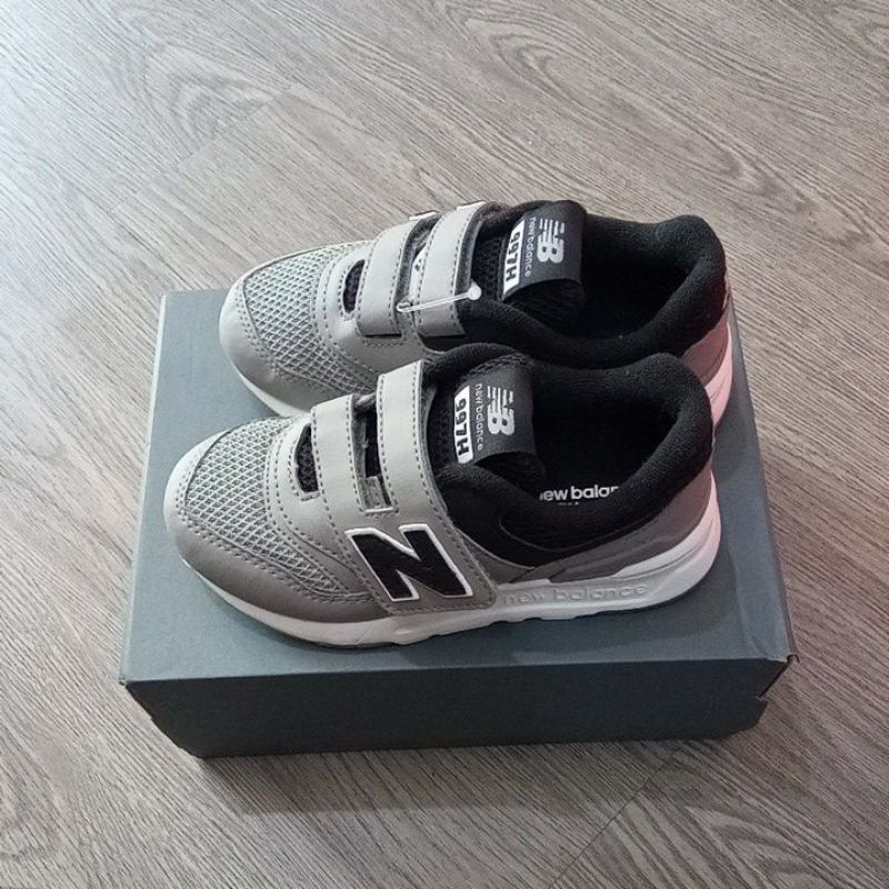 sepatu new balance PZ997HLC
