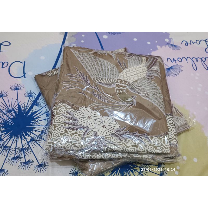 Batik Gold Gempita Ayu Kedaton