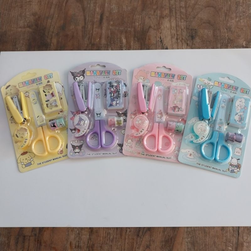 

Gunting Set Sanrio / Alat Tulis set
