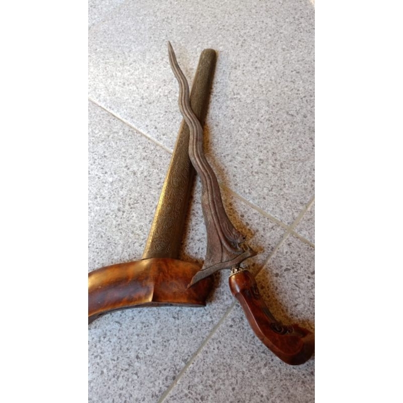 Keris Nogo rojo luk 7 sepuh pamor layak koleksi