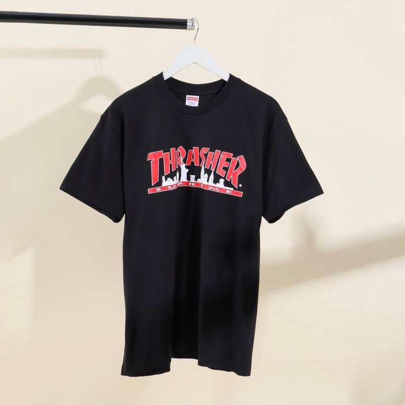 Sup. Thrasher Skyline Black Tee