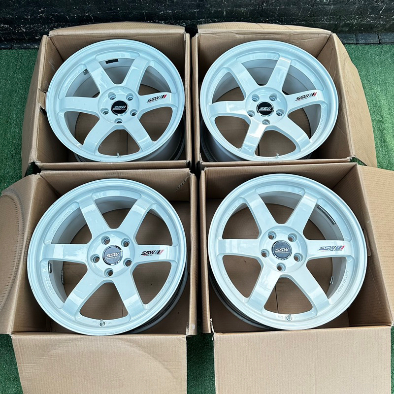 Velg Ring 18 SSW S202LP Innova Zenix Crv Venturer VolkRays TE37 R18