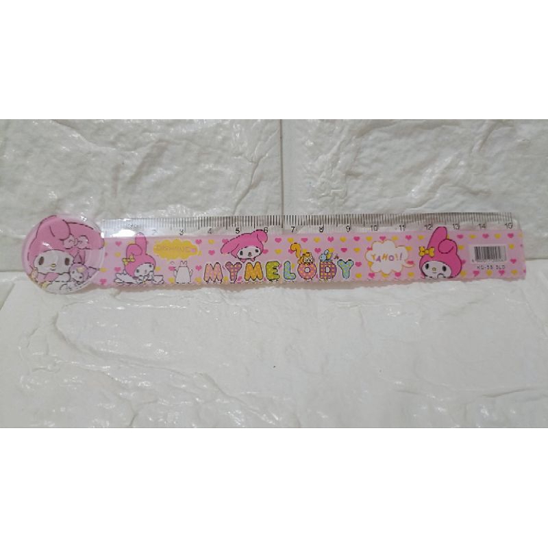 

Penggaris Sanrio dan Air Akrilik