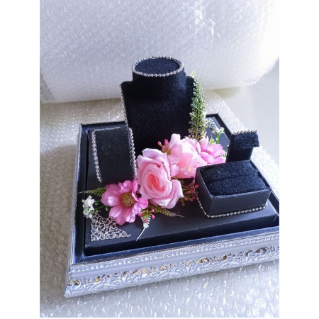 box set perhiasan mahar/ seserahan