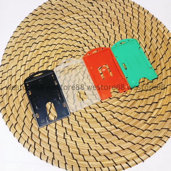 

Casing ID CARD Plastik 6x9cm WEO - random