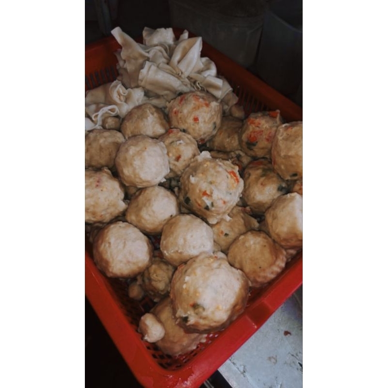 

BAKSO DAGING // BAKSO BENGKEL 2R