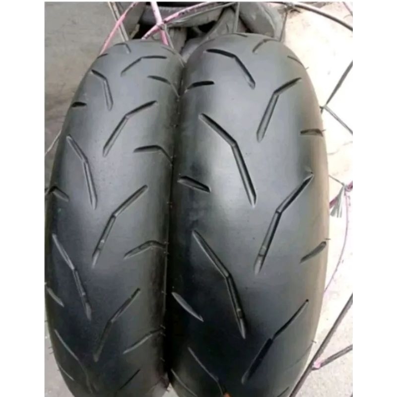 PROMO STARSELLER SALE  Ban second sepasang motor aerox