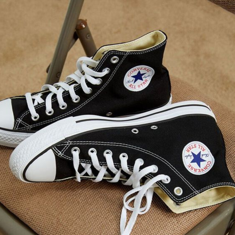 Sepatu Allstar Tinggi / Sepatu Convers Chuck Taylor Classic High / Sepatu sekolah hitam putih murah