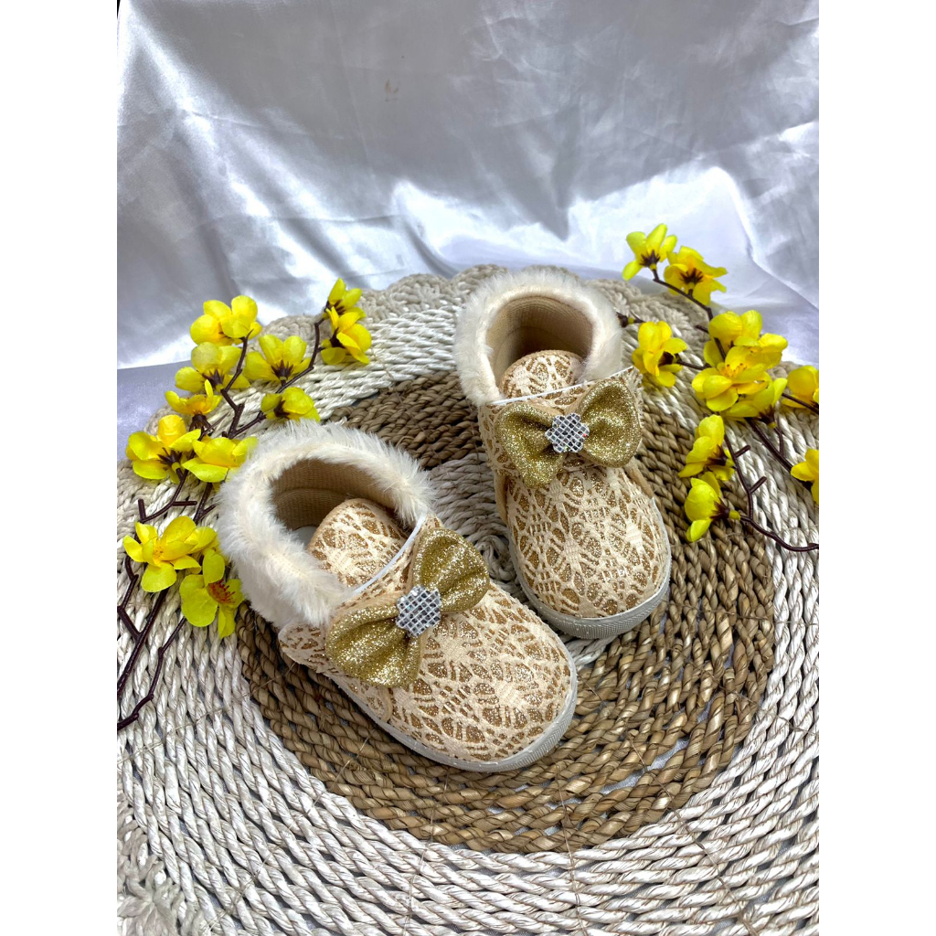 [TAMAN SEPATUKU] SEPATU TRENDY MURAH PESTA ANAK PEREMPUAN LUCU PITA BULU 1 2 3 TAHUN DAX06