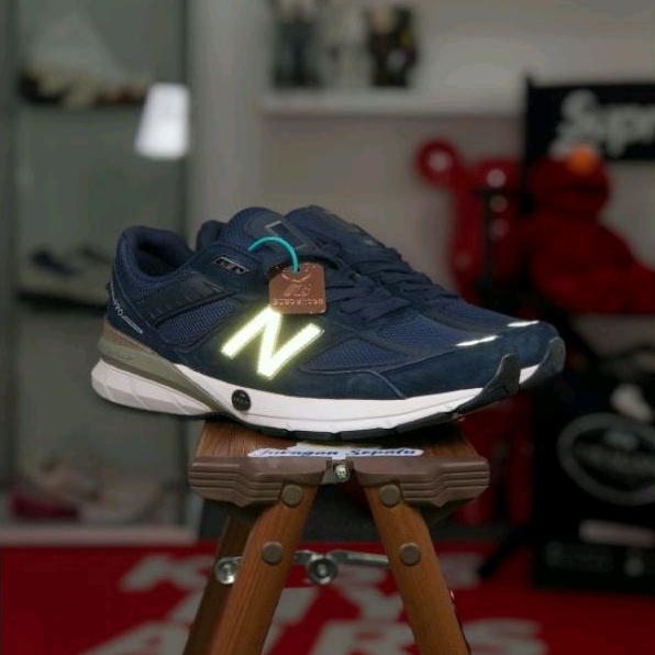 New Balance 990v5 &quot;Navy&quot;