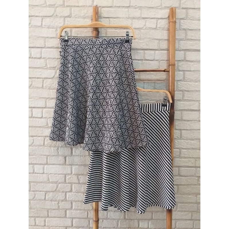 Olate skrit | Rok pendek motif