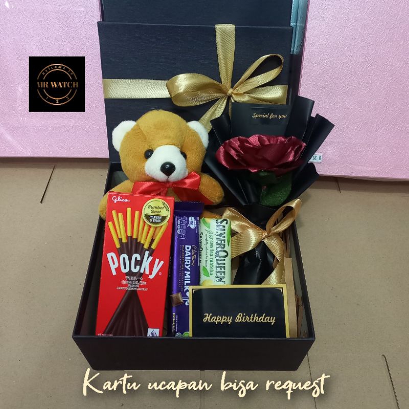 HAMPERS SNACK / HAMPERS MAKANAN / KADO ULANG TAHUN / WISUDA