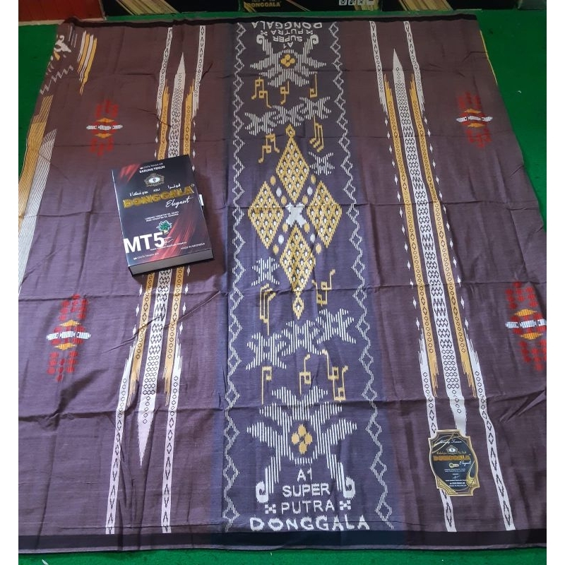 Sarung PUTRA DONGGALA A1 Rayon Songket Motif Sutra