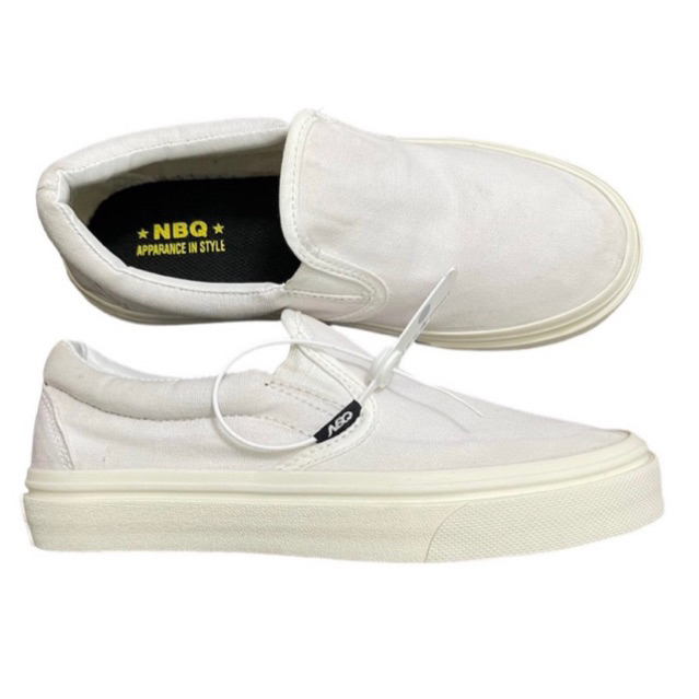 SEPATU SNEAKER SLIP ON WANITA