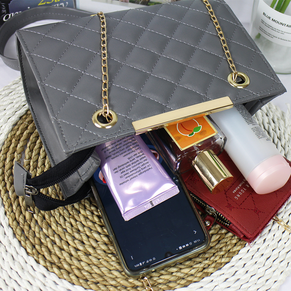 TUAH SLIMBAGS  DK -20 / Tas Selempang Wanita /  BARU DI UPLOUD / Tas Kotak Bordir Wajik Plat BeheL Gold NekeL Series / Tas Pesta Mewah &amp; Elegan wanita / Tas Kondangan Wanita / Tas Wanita Terbaru kekinian &amp; Terlaris