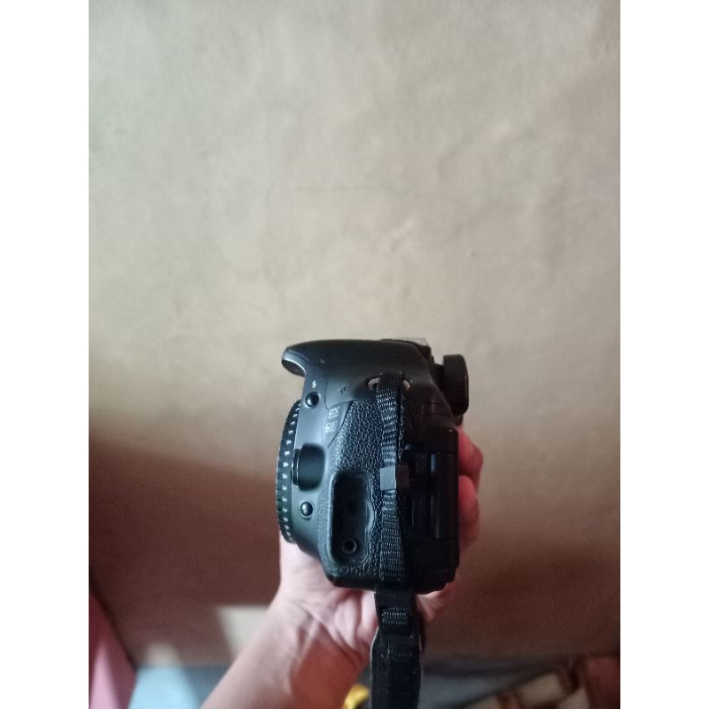 kamera Canon 600D bekas