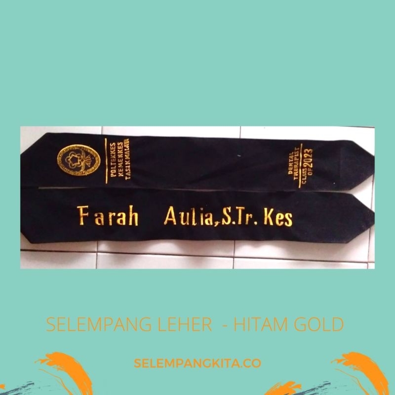 SELEMPANG LEHER WISUDA  HITAM GOLD POLOS TANPA PINGGIRAN || BORDIR