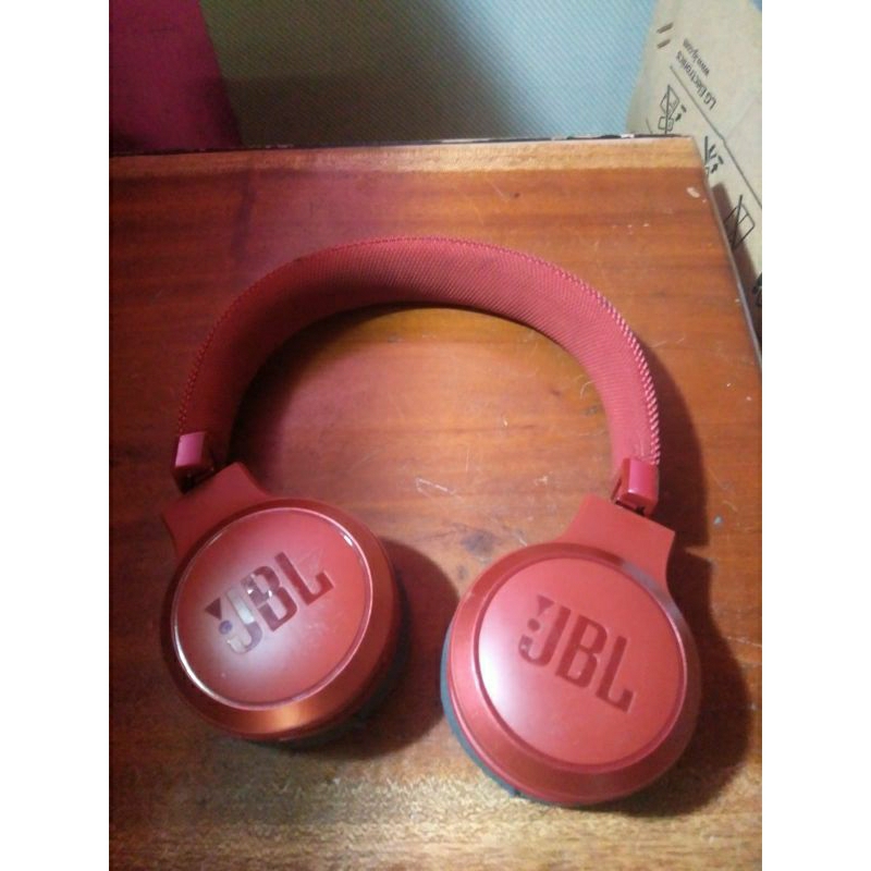 JBL Live 400BT