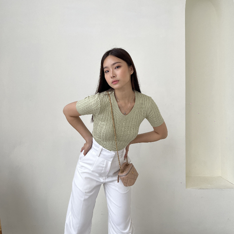 Devora Knit Textured Crop Top / Atasan Rajut / Blouse Casual / Korean Style