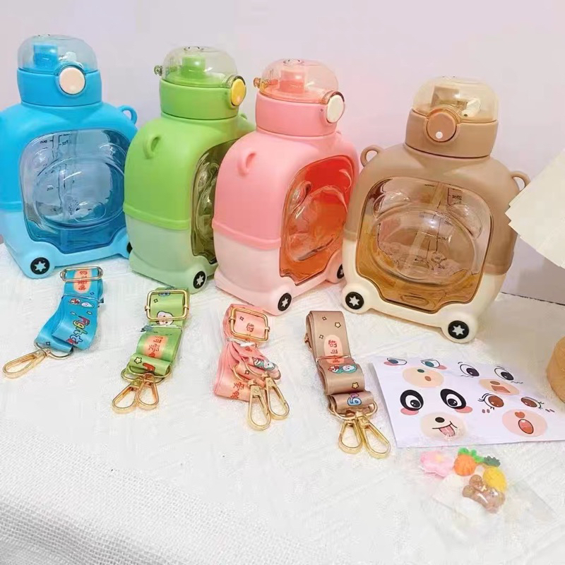 BOTOL MINUM ANAK KARAKTER PESERGI EMOJI - BOTOL MINUM KARTUN LUCU PLASTIK TEBEL - TEMPAT MINUM AIR ANAK SEKOLAH FREE STICKER 2D&amp;3D