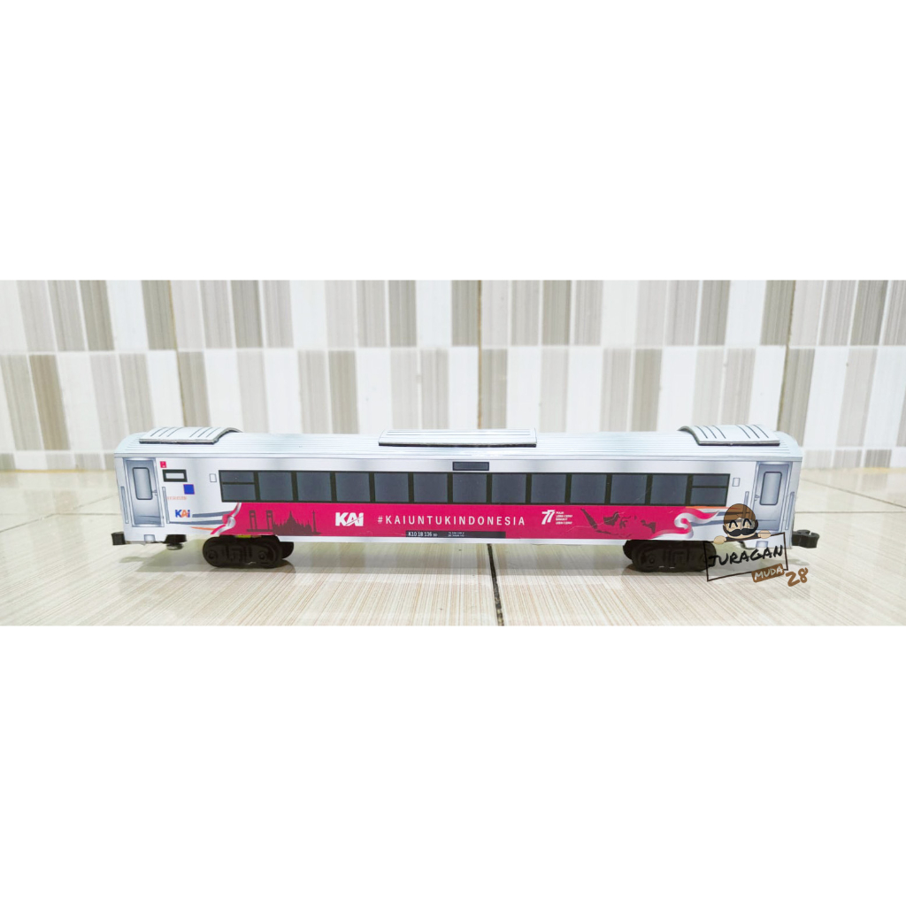 Miniatur Kereta Api Gerbong HUT RI 77 Murah