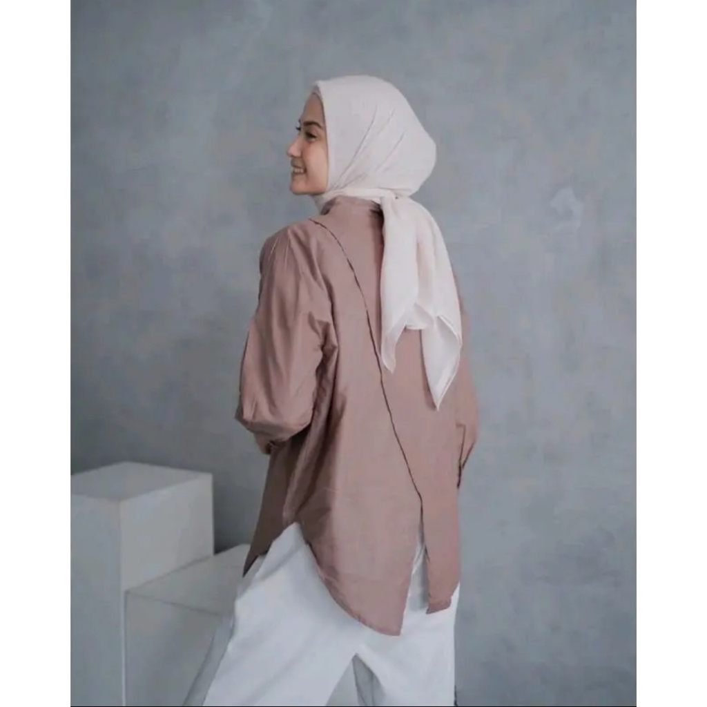 Kemeja Wanita Oversize - Nelka Linen Shirt