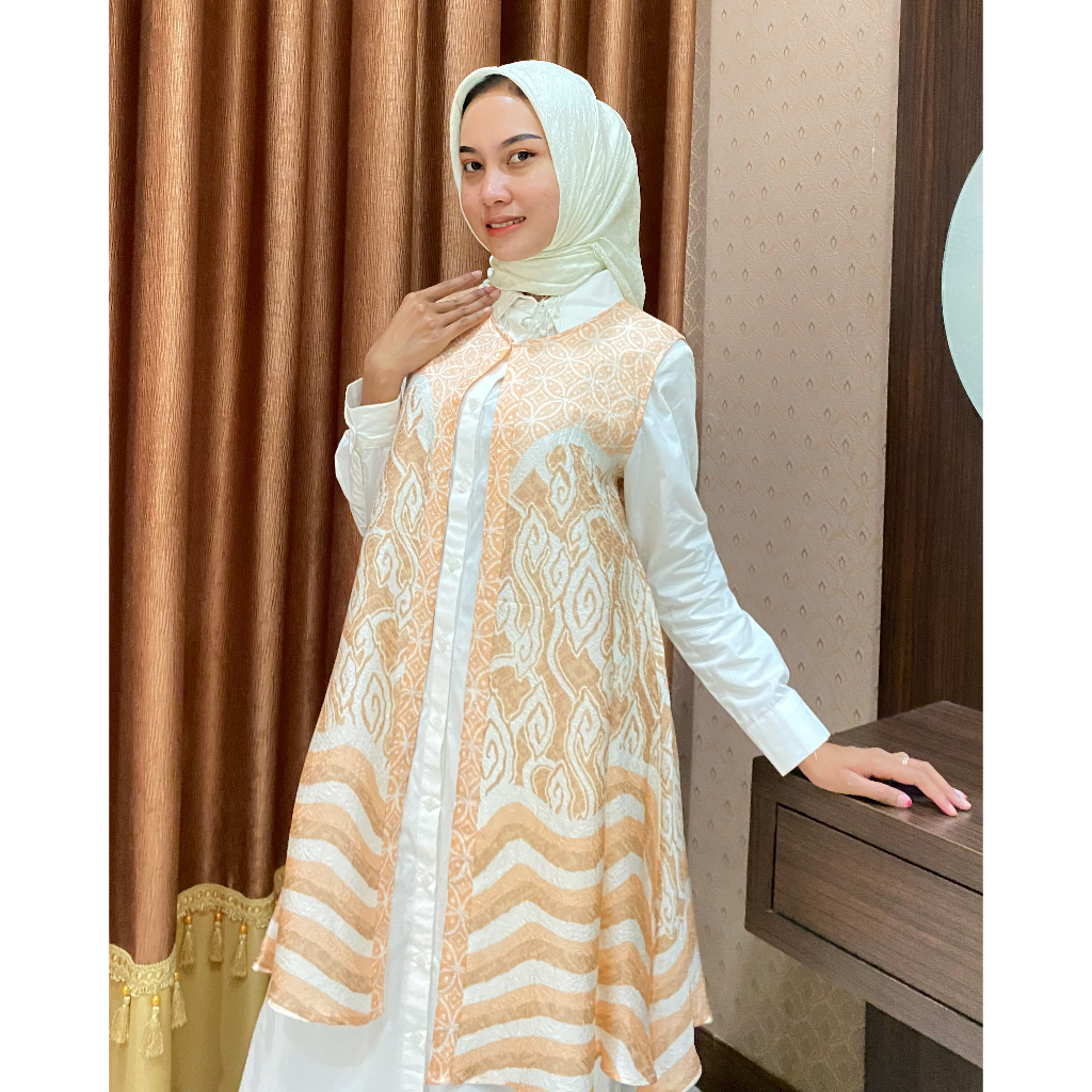 BATIK SALMA Outer Batik Wanita Viscose Mega Mendung - Orange