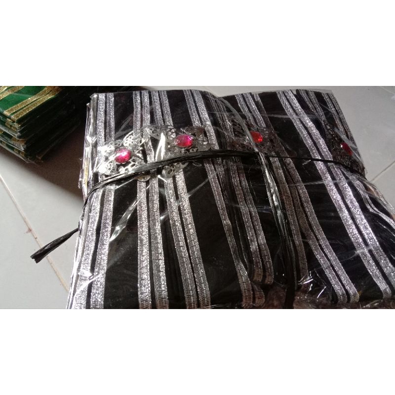Obi kebaya_hitam list silver
