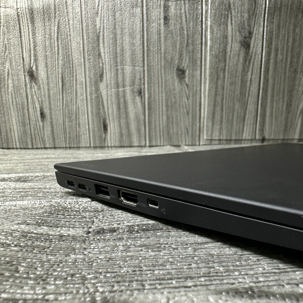 Laptop Lenovo Thinkpad X1 CARBON Core i5 Gen 7th Ram 8gb SSD 256GB Laptop Second Berkualitas/Laptop Bergaransi Selama 1 Bulan MURAH BERKUALITAS!!