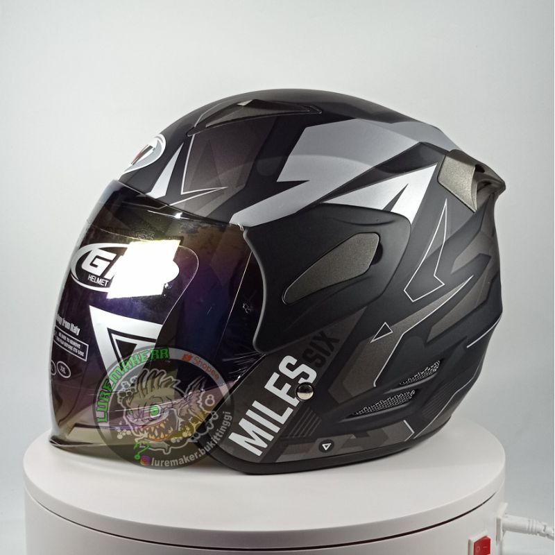 HELM GM FIGHTER SR SIX MILLES BLACK SILVER DOFF