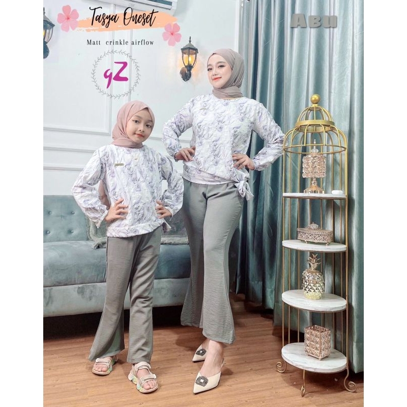 Oneset/Setcel setelan celana couple ibu dan anak ORI By Gwenza